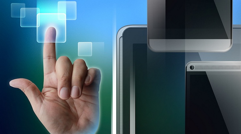Is It Bad To Touch LCD Display?