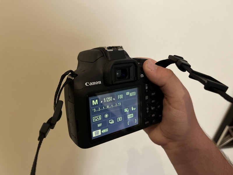 How To Make An Lcd Display A Camera Space Engineers?
