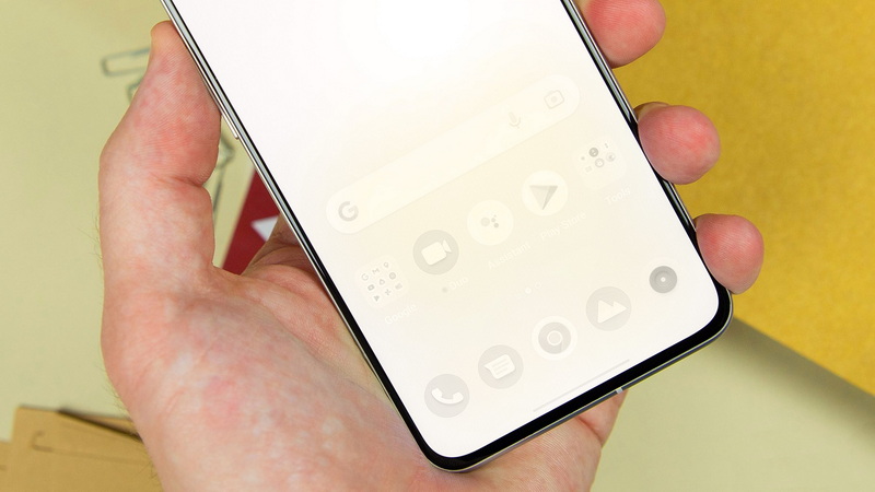 a white wallpaper save battery lcd display_1