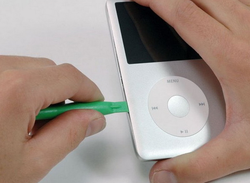 How To Change Display Lcd Screen on Ipod Classic?