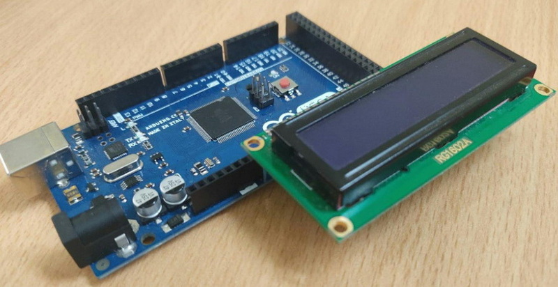 Interfacing LCD With Arduino Code