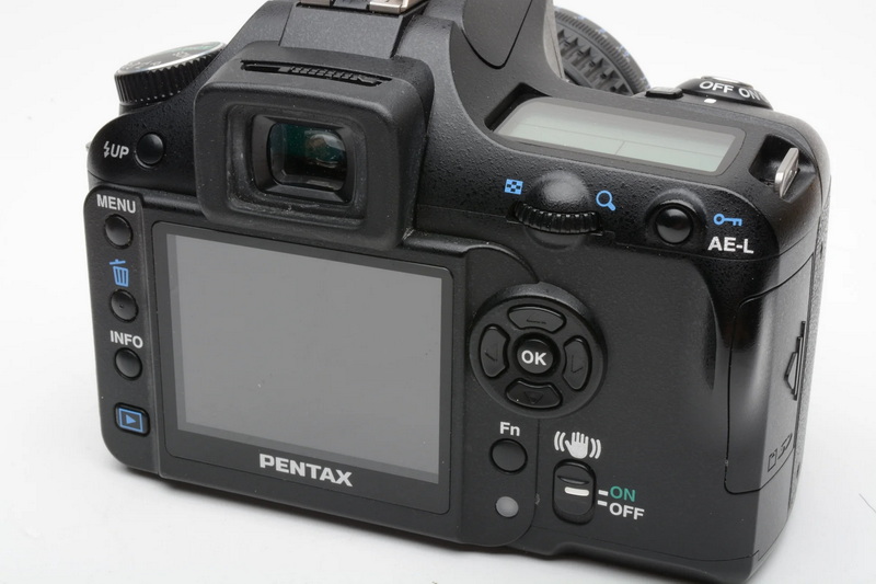 Is Pentax K100d Super 999 on LCD Display?