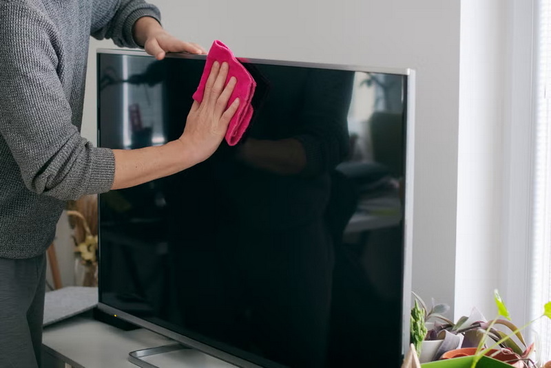 How To Clean 4k OLED Tv Screen?