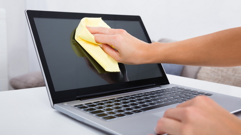 how to clean laptop lcd display_1