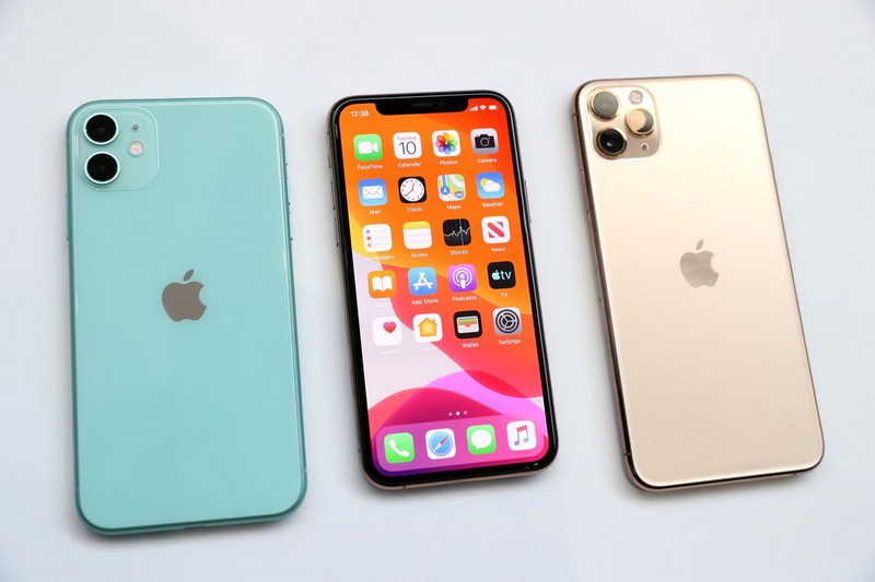 does iphone 11 pro have oled screen_3