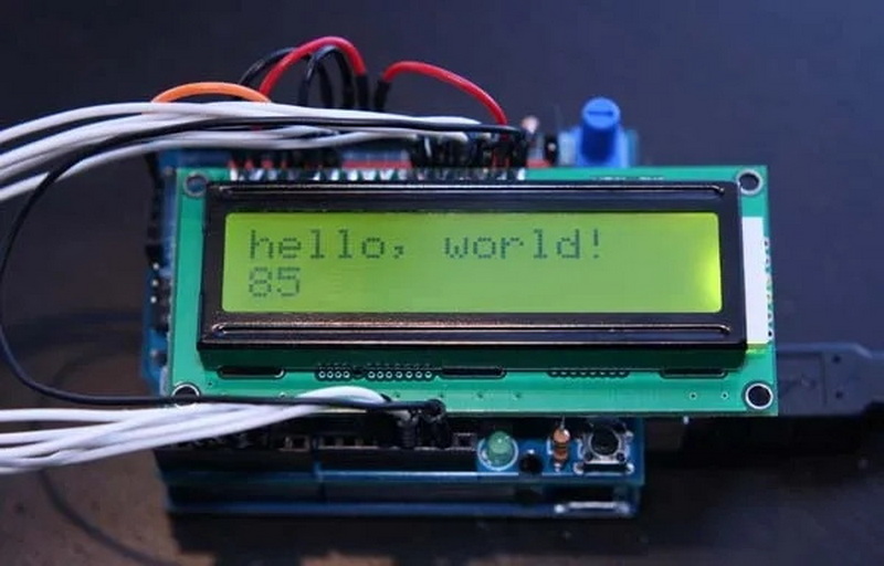 Real-Time GPS Path On LCD 